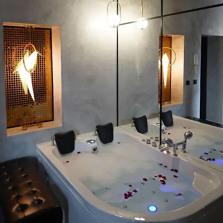 Z Jacuzzi W Sercu Krakowa Apartment Krakow