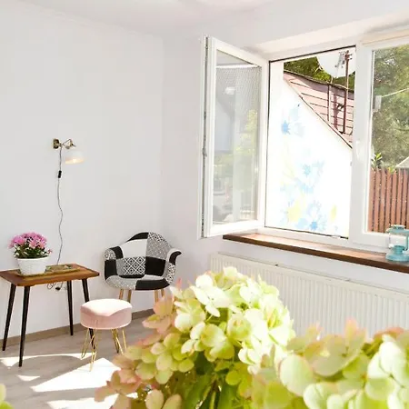 Holiday home Uroczy Domek Parterowy I Bezplatny Parking