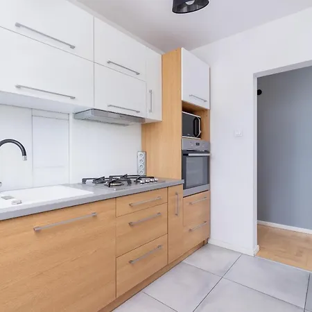 A'la Castle Wysockiej By Renters *