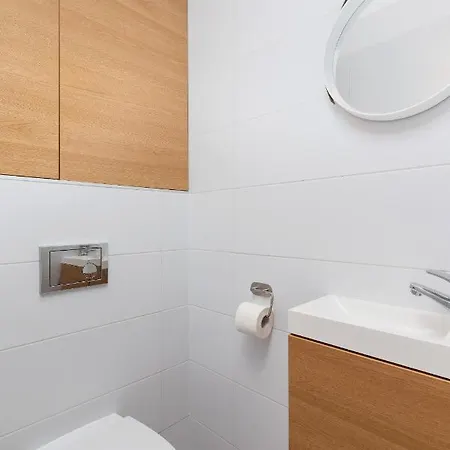 A'la Castle Wysockiej By Renters Apartment