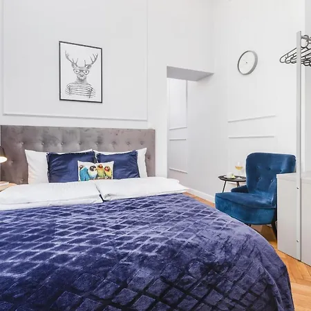 Traveler's Choice - Old Town - By Upstairs Apartment Krakow