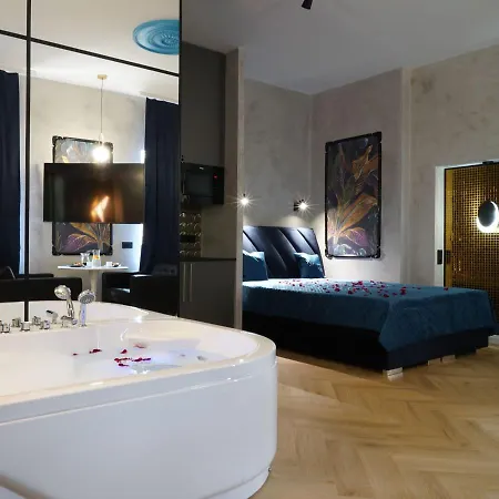 Apartment Z Jacuzzi W Sercu Krakowa *