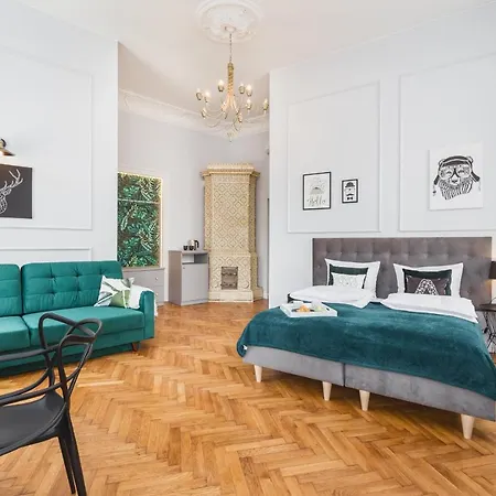 Traveler's Choice - Old Town - By Upstairs Apartment Krakow