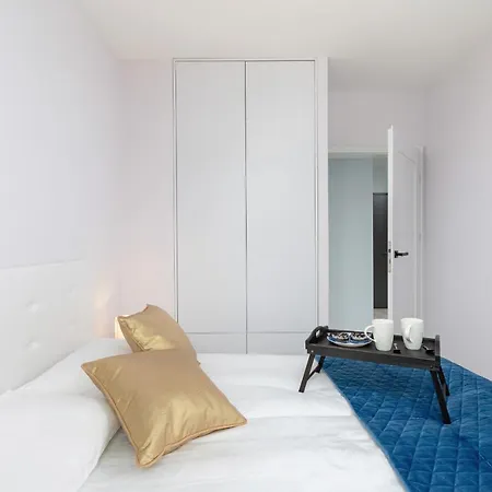 Ny Wroclawska 33 By Renters Apartment