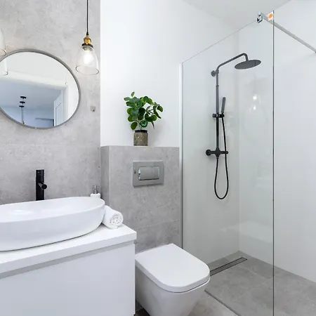 Ny Wroclawska 33 By Renters Kraków