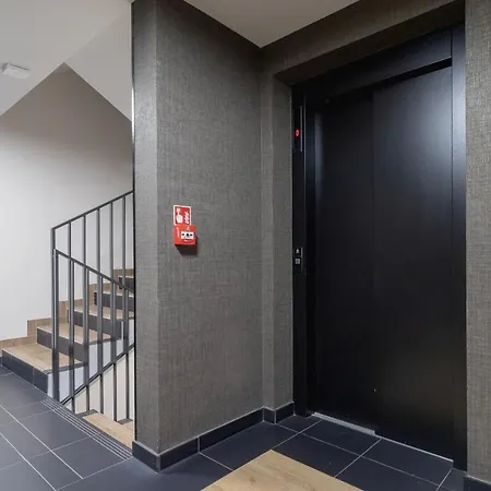 Ny Wroclawska 33 By Renters Apartment Krakow
