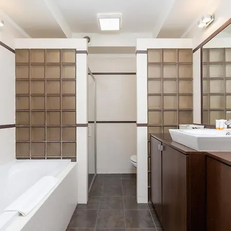 Kazimierz Trynitarska By Renters Apartment *