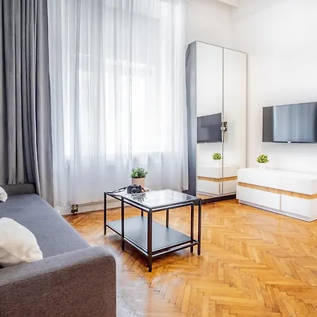 Apartament Floriańska 24 *