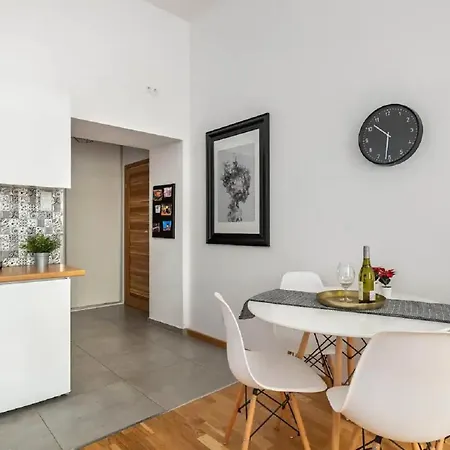 Apartment Uroczy Obok Opery I Dworca Glownego Z Netflix *
