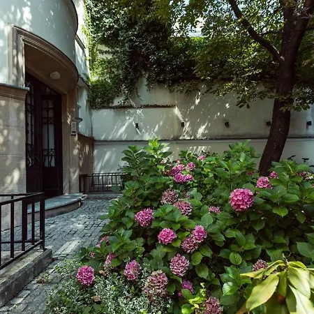Too-good Aparthotel 4*