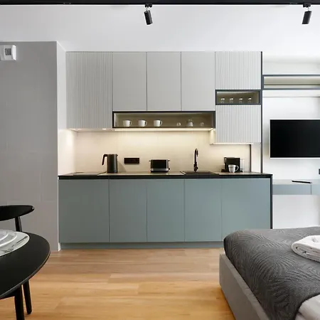 Deluxe Cracow Arianska By Renters Apartment *