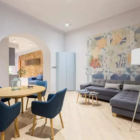 Cadena Gallery Wyspianski Apartment