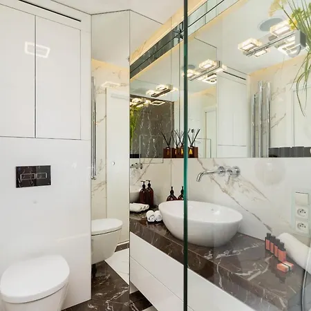 Luxurious Rozdroze By Renters Prestige *