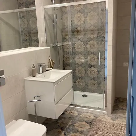 Wislane Tarasy 2.0, Free Parking, Private Garden Apartment *