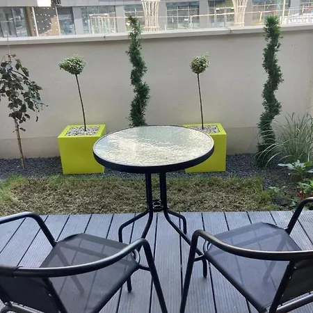 Wislane Tarasy 2.0, Free Parking, Private Garden Apartment Krakow
