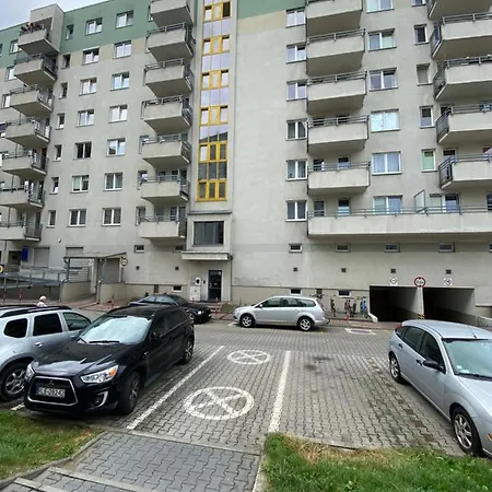 Nila * Cracovia
