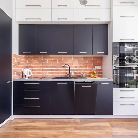 Go Rakowicka By Renters Krakov