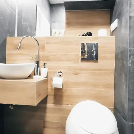 Skawińska 10 By Homeprime Kraków