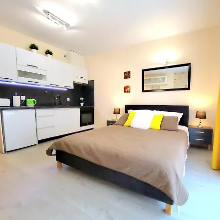 Cracow Novum Downtown 4 Persons Apartment Krakow