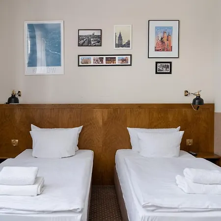 Aparthotel Daniel Griffin By Artery 3*