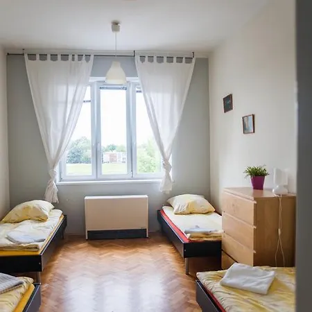 Okay House Oda ve Kahvaltı Krakow