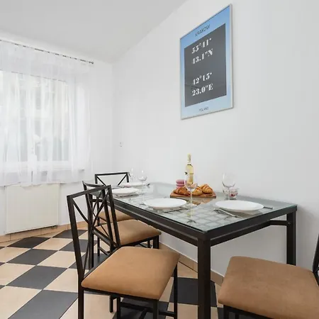 Apartment Pleasant With Terrace Cracow By Renters