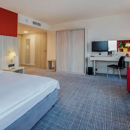 Park By Radisson 4* Krakau