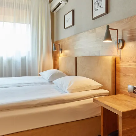 Hotel Batory 3*