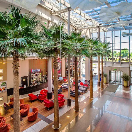 Qubus Hotel