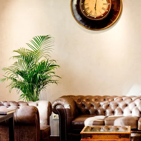 Columbus Hotel 3*