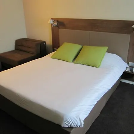 Hotel Campanile Old Town