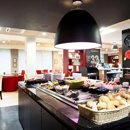 Campanile Old Town Hotel 3*