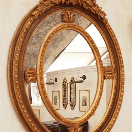 The Bonerowski Palace Boutique