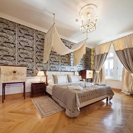 The Bonerowski Palace Boutique 5*