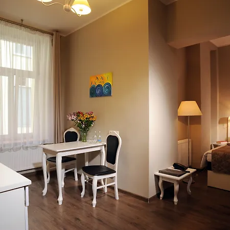 Leone Apart Otel 3*