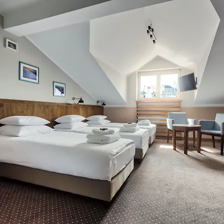 Aparthotel Daniel Griffin By Artery 3*