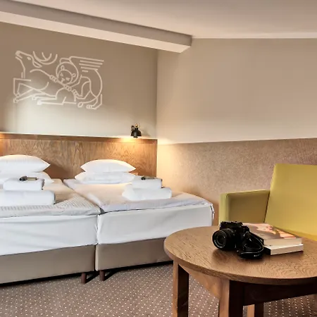 Aparthotel Daniel Griffin By Artery 3*