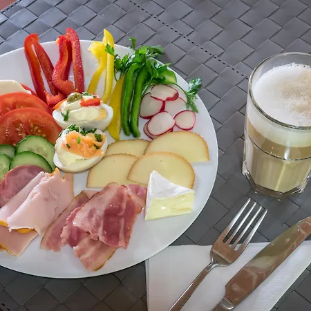 Pergamin Aparthotel