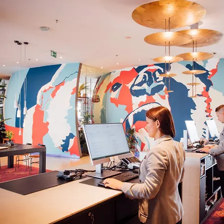 Vienna House By Wyndham Andel's Cracow 4* Krakov
