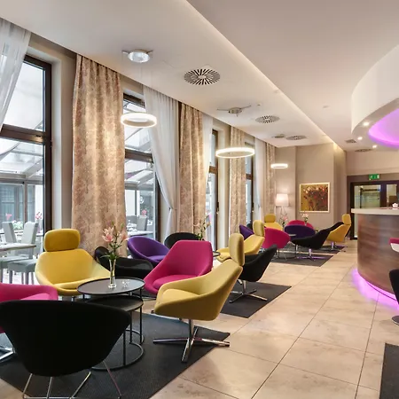 Golden Tulip Center Hotel 4*