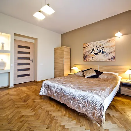4seasons﻿ Cracow Lejlighedshotel 3*