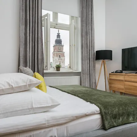 Venetian House Market Square Aparthotel 4*