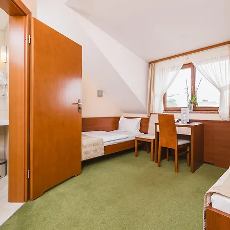Hotel Domus Mater