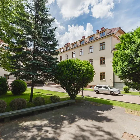 Hotel Domus Mater