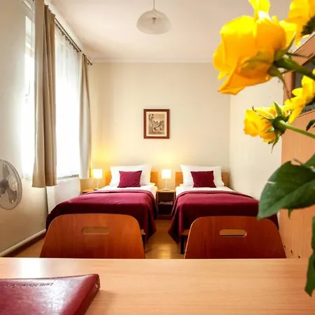 Aparthotel Maly