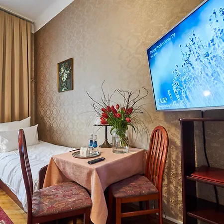 Pollera 3* Krakow