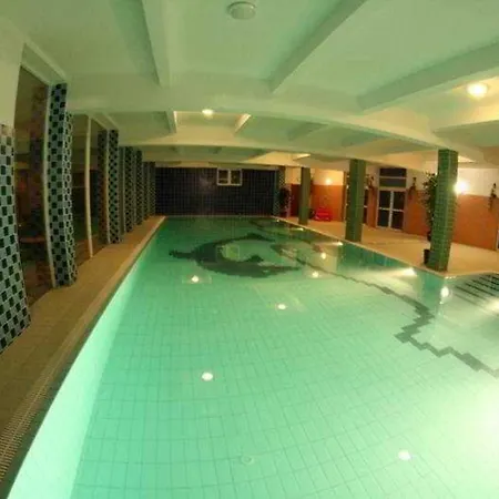 Daisy Superior Hotel