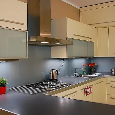 Spacious In The Heart Of Apartmán Krakov