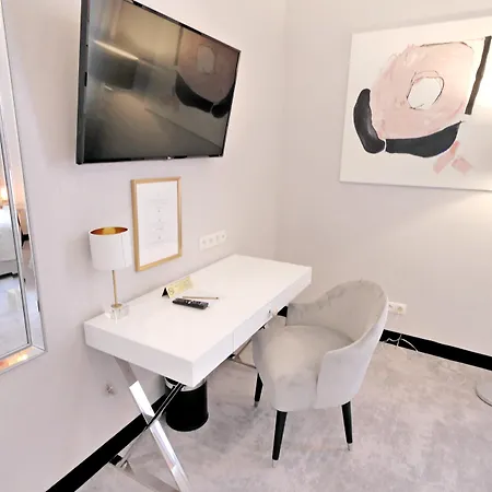 Szewska 22 Boutique Aparthotel 3*