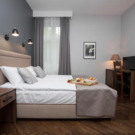 Grottger Luxury Boutique Hotel 4*